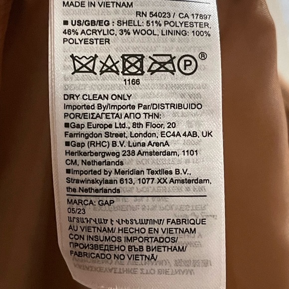 Brand New Beautiful Camel Long Topcoat - Picture 9 of 15